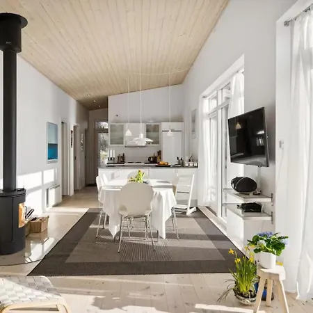 Lejlighed Luxury Lakeside Retreat *